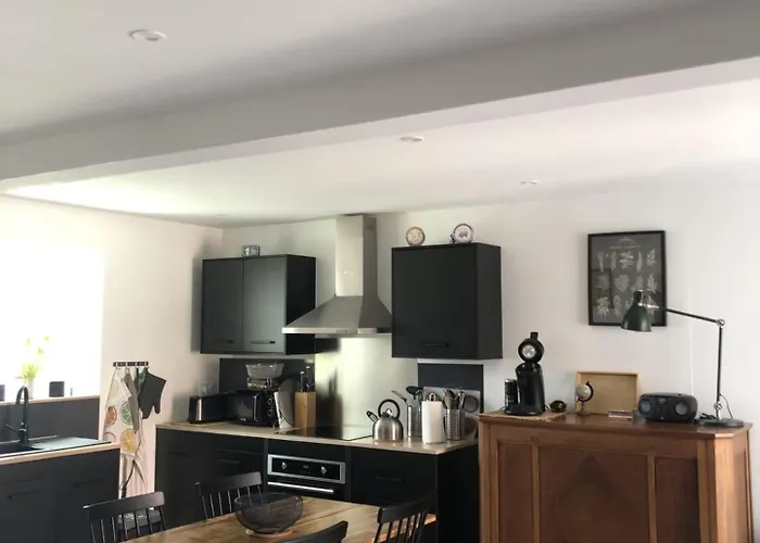 De L'hotel Castel Couvains (Manche)